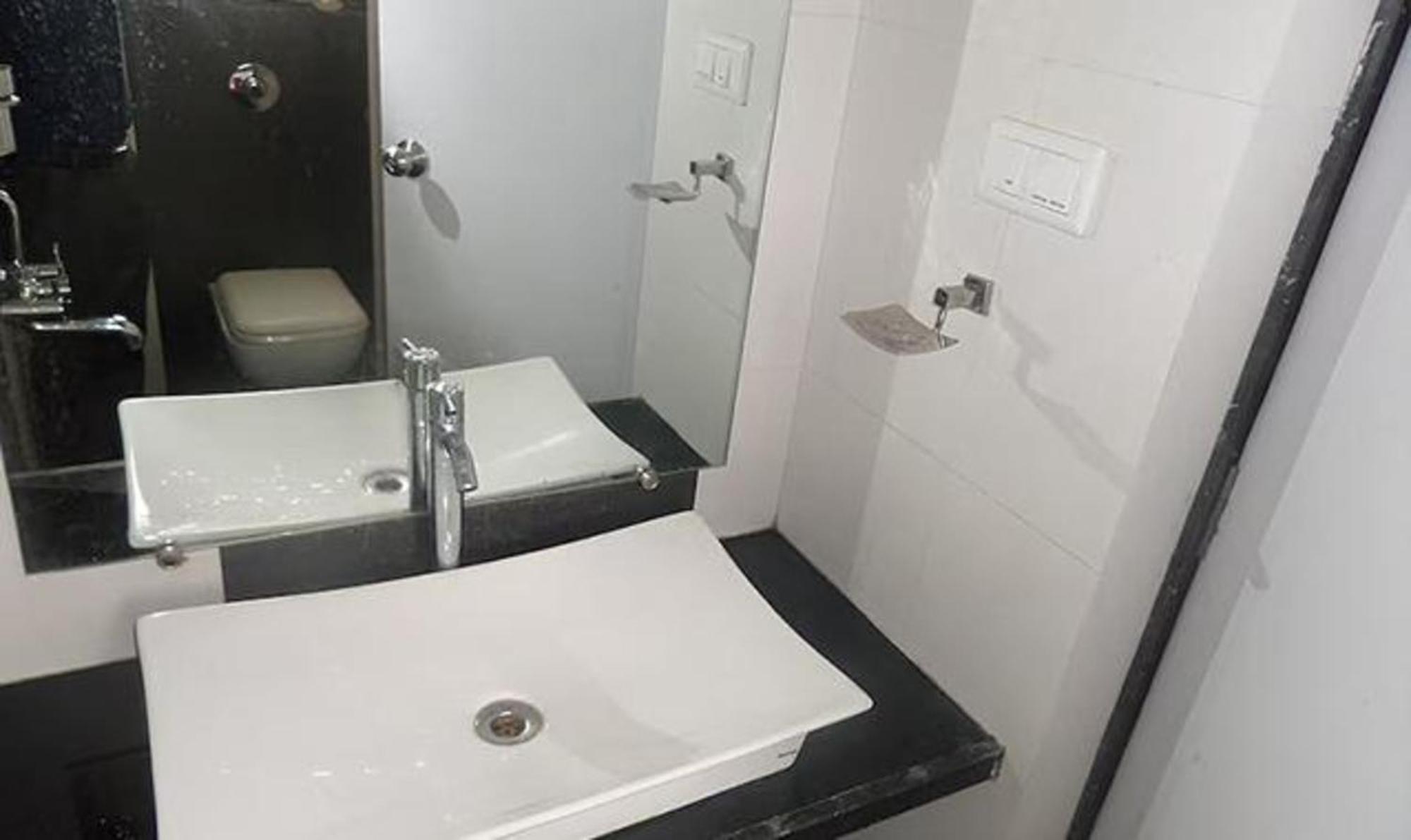 Fabhotel Skylark Inn นาสิก ห้อง รูปภาพ